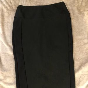 Black midi skirt